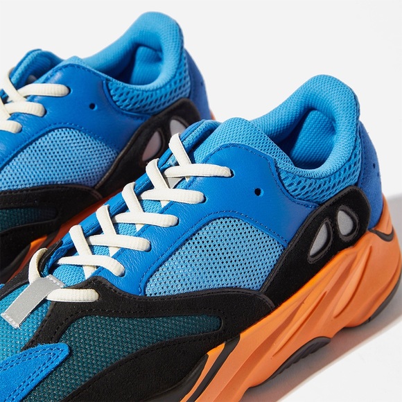 adidas Yeezy Boost 700 Bright
Blue - Picture 11 of 12